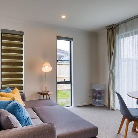 המילטון Cozy Retreat On Serene Street מראה חיצוני תמונה