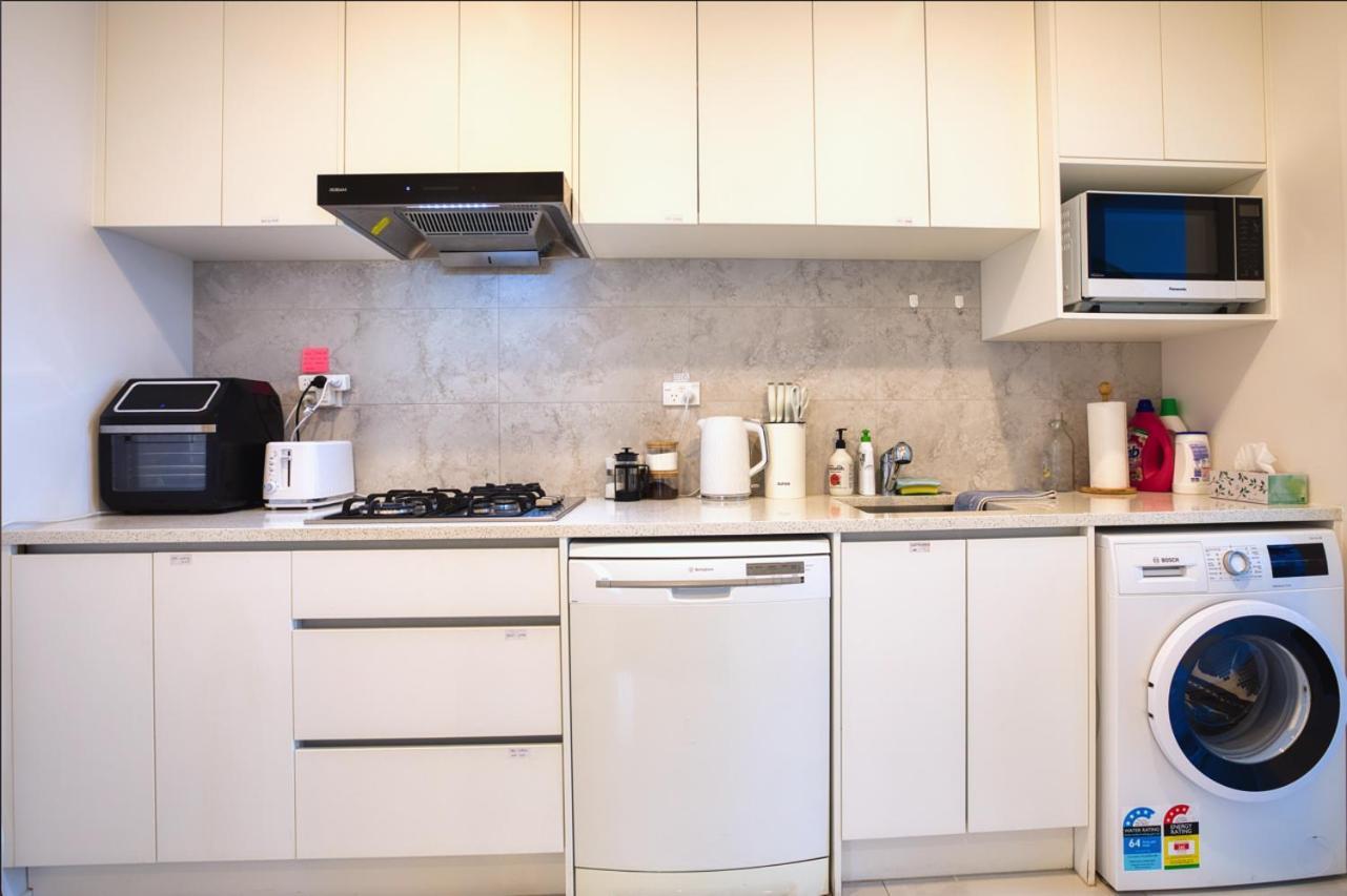 המילטון Cozy Retreat On Serene Street מראה חיצוני תמונה