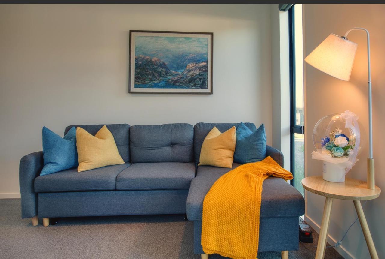 המילטון Cozy Retreat On Serene Street מראה חיצוני תמונה